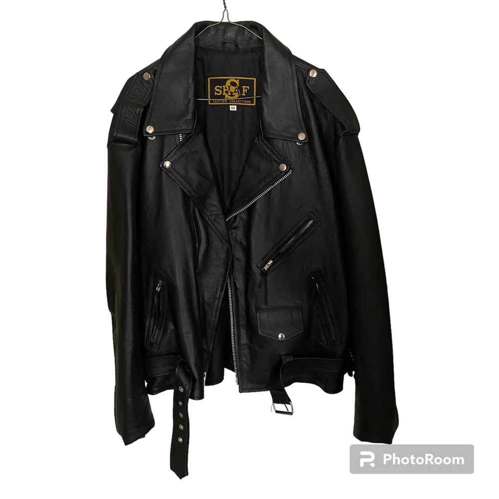 MEN'S 'CLASSIC' BLACK TOP GRADE LEATHER MOTORCYCLE BIKER JACKET size 52.